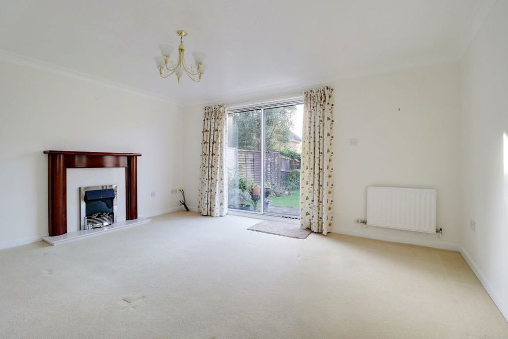 Property photo 3 of 16