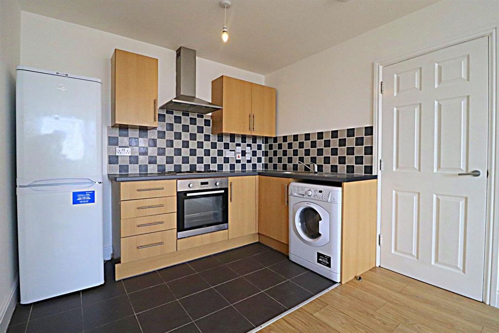 Property photo 2 of 5