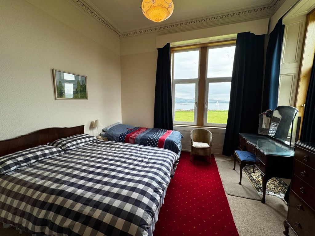 Additional image 14 of 3 bed flat for saleWest Bay Road, Millport, Isle Of Cumbrae KA28
