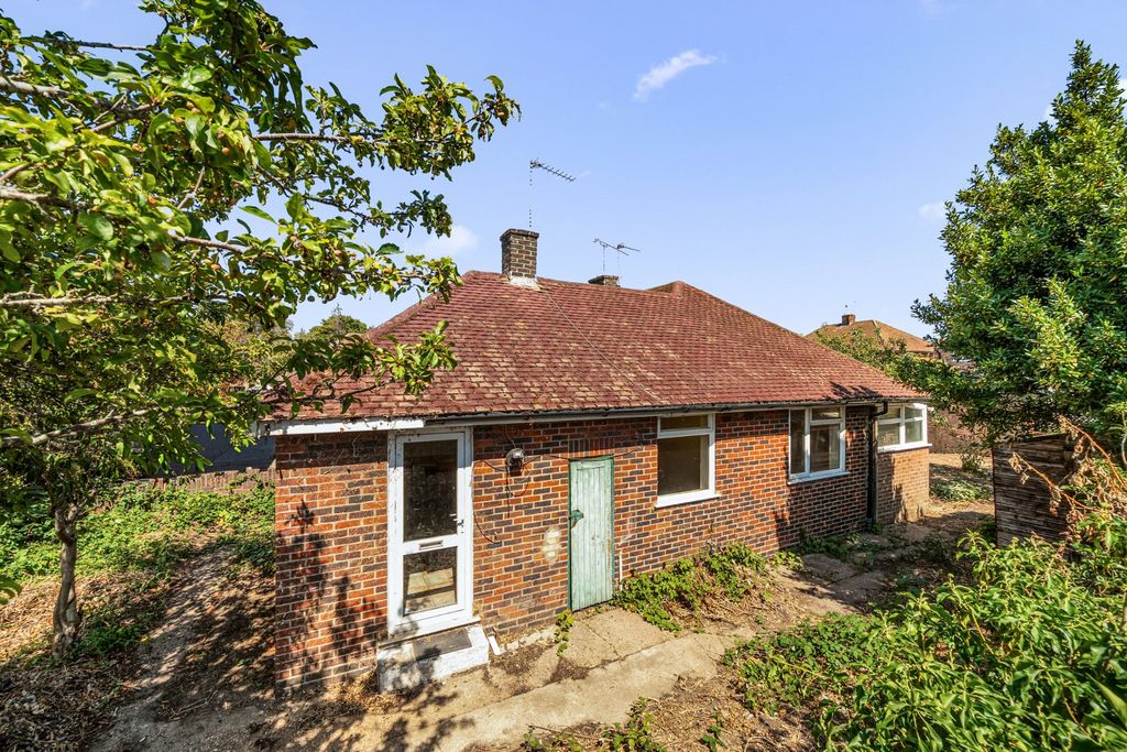Property photo 1 of 17 Picture No. 24