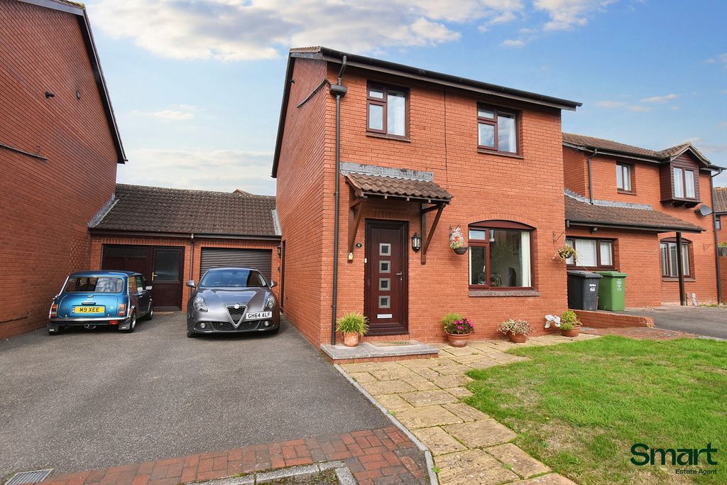 Property photo 1 of 15