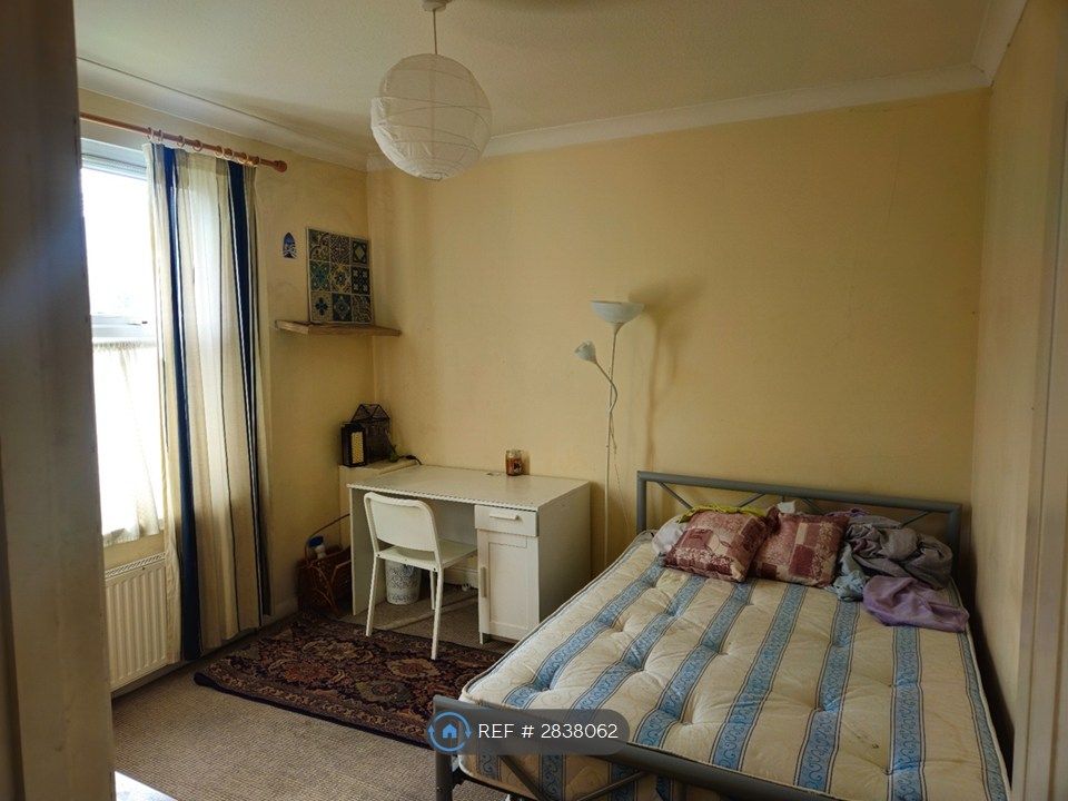 Property photo 3 of 8