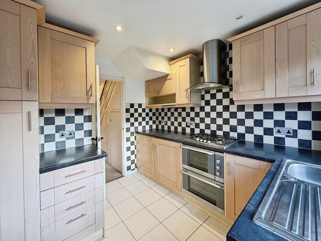 Property photo 2 of 24 84F6A67d-25