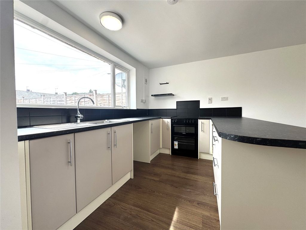 Property photo 2 of 14 Picture No. 06