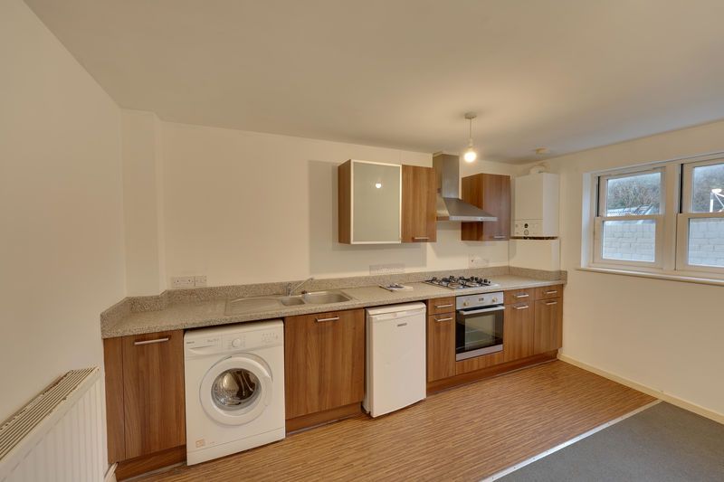 Property photo 3 of 7 Photo 2