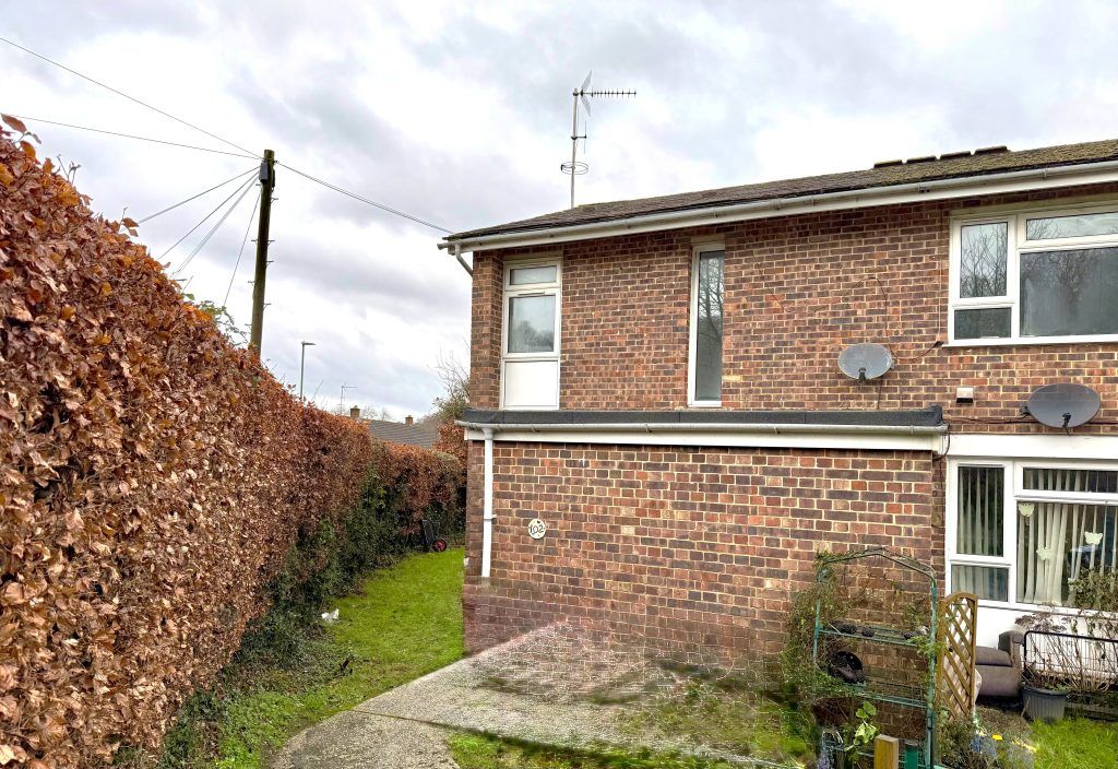 Property photo 1 of 8