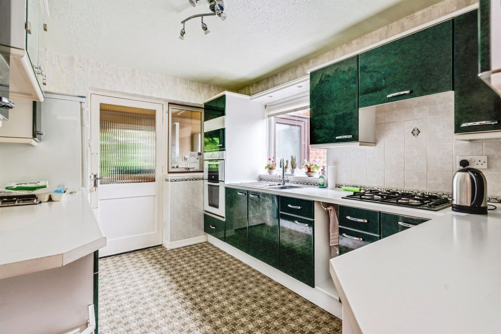 Property photo 3 of 16