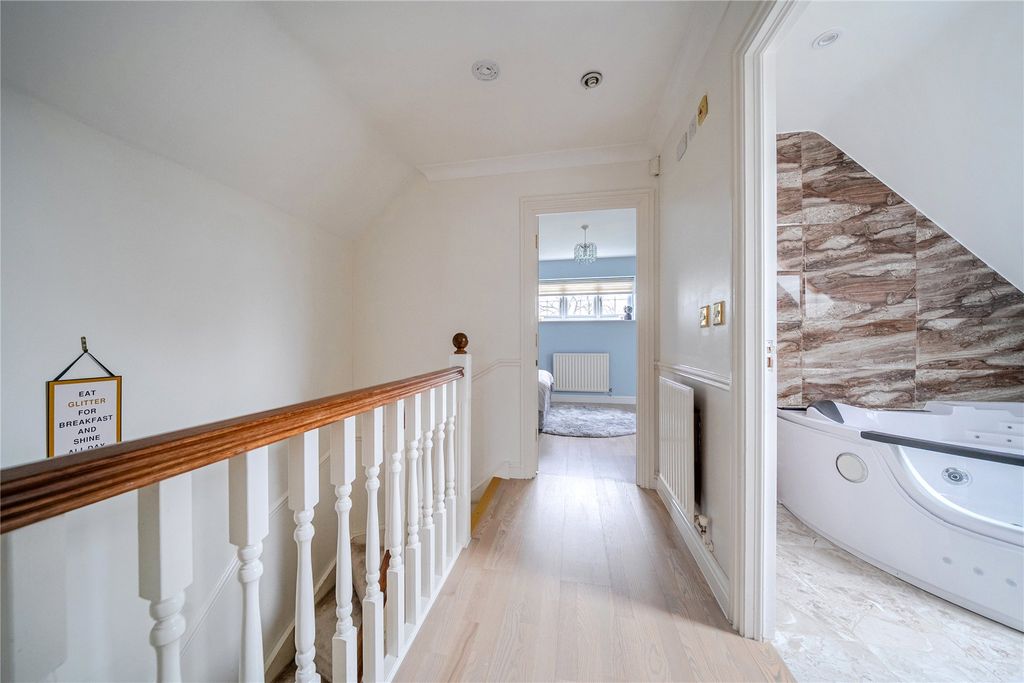 Additional image 43 of 6 bed country house for saleSandringham Drive, Dartford, Kent DA2