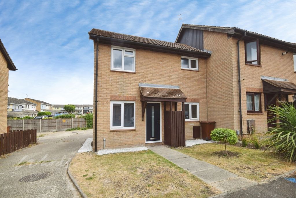Property photo 1 of 9 Pirbright Front