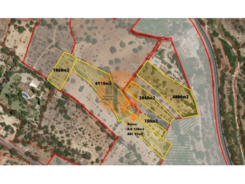 Property photo 2 of 8