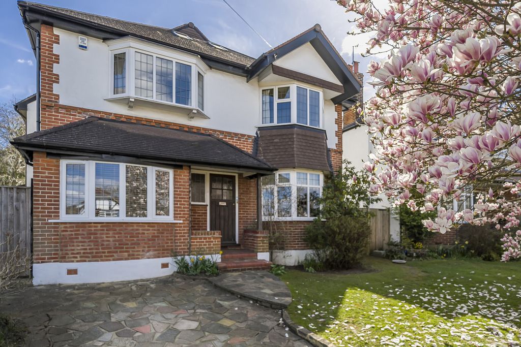 Property photo 1 of 34 External