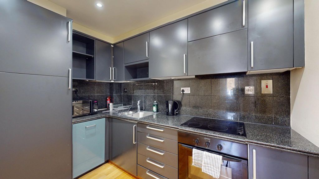 Property photo 2 of 37 Kitchen