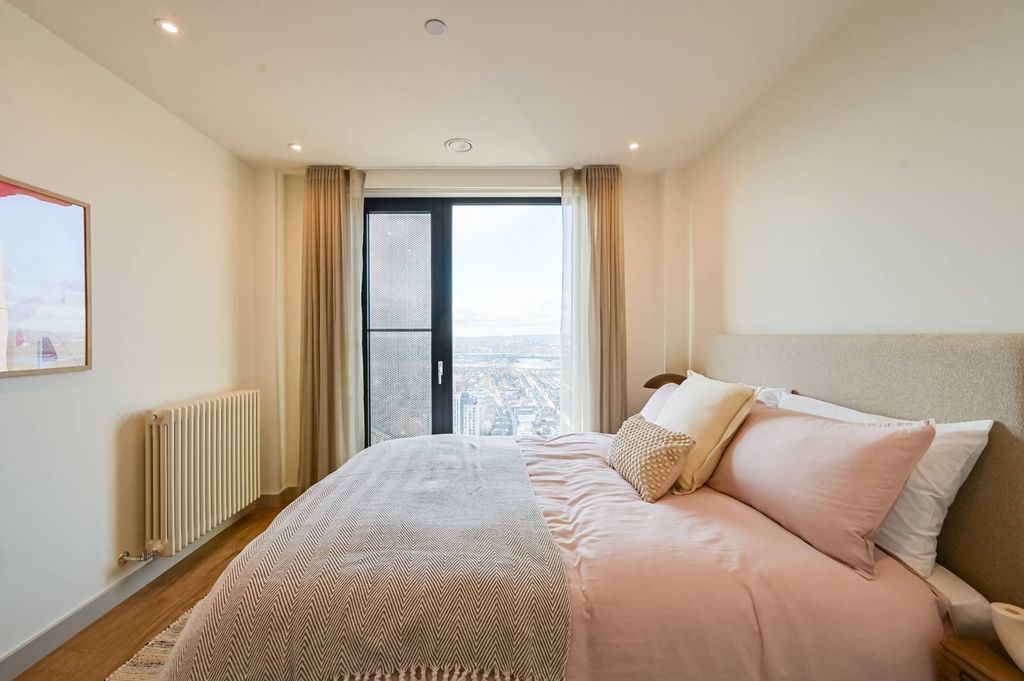 Property photo 3 of 26