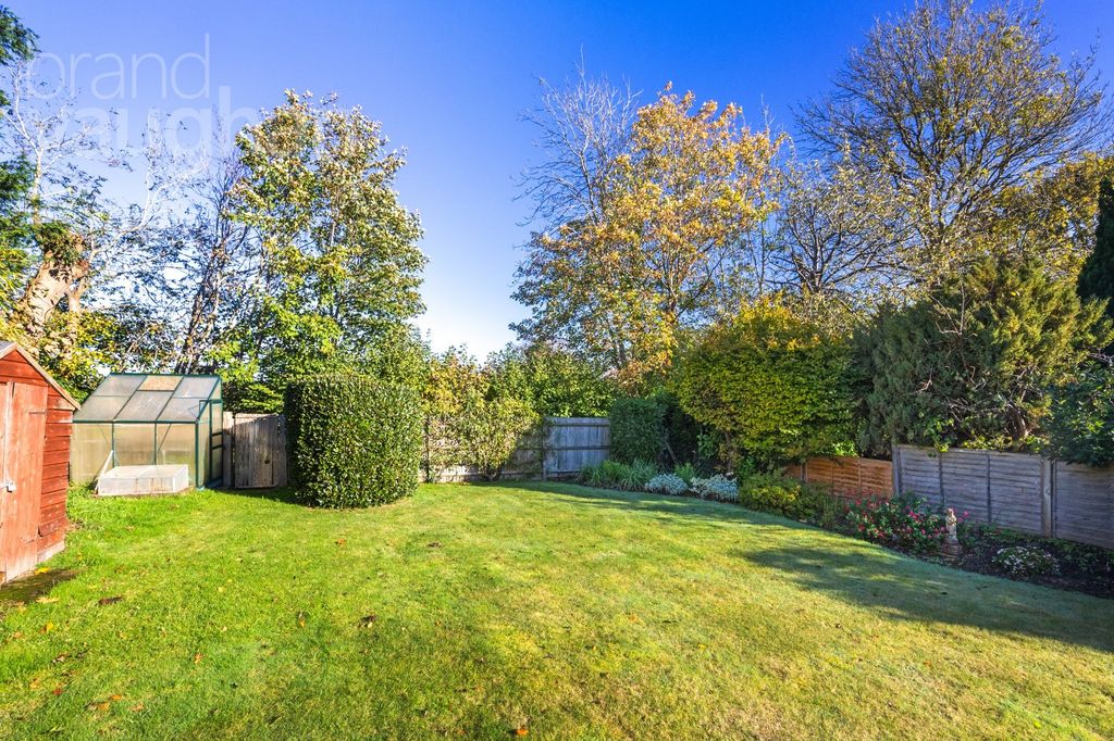 Property photo 2 of 25 Picture No. 39