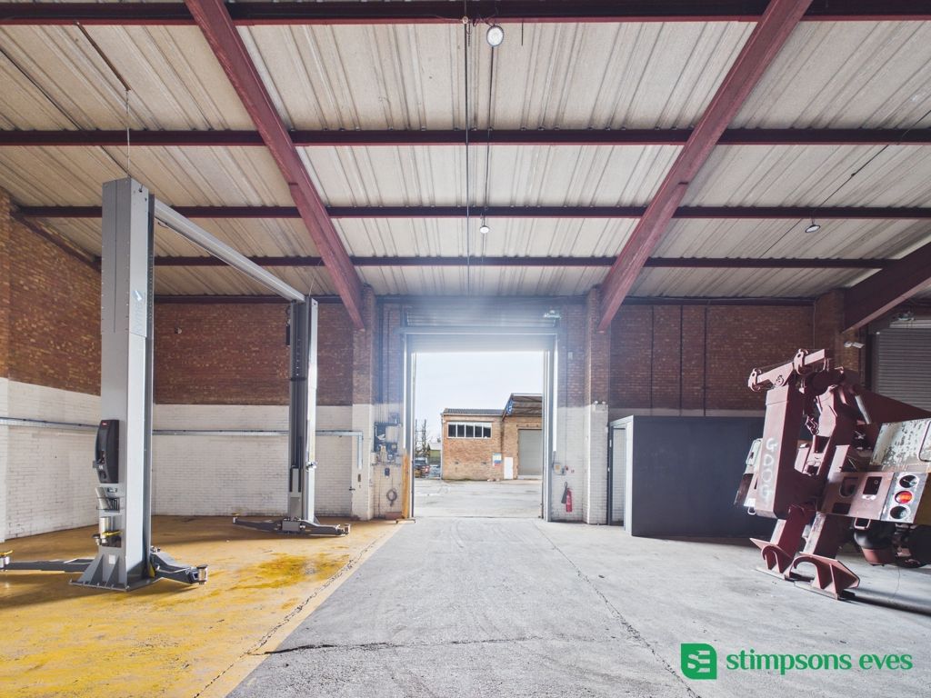 Property photo 3 of 8 Photo 5