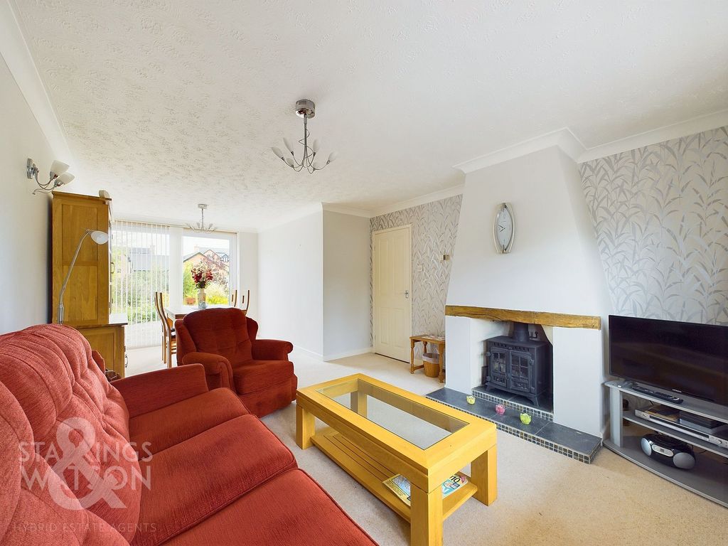 Property photo 2 of 34