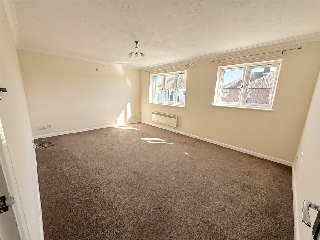 Property photo 2 of 14 Picture No. 08