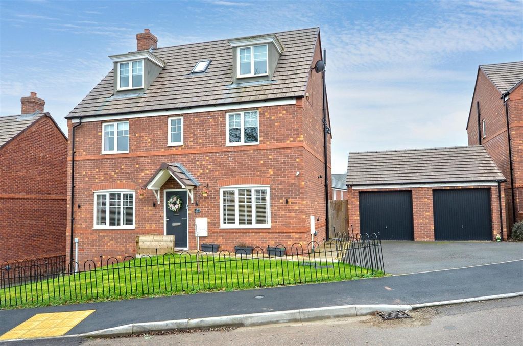 Property photo 1 of 21