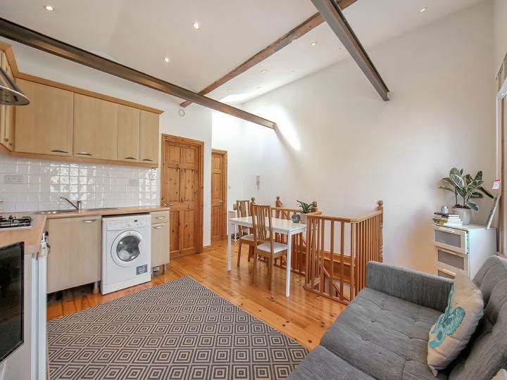 Property photo 3 of 9 Photo 7