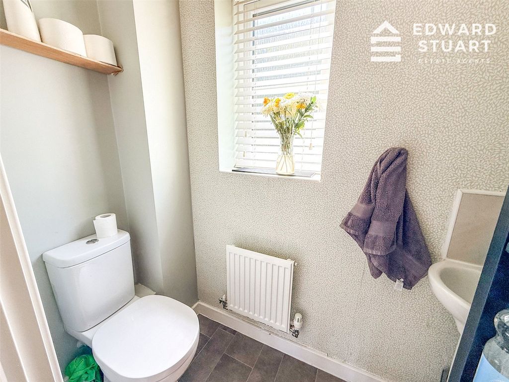 Property photo 3 of 8 Picture No. 04
