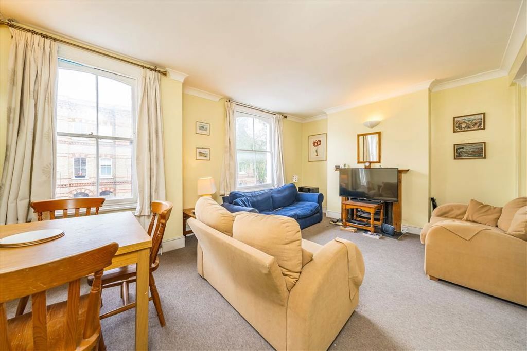 Property photo 2 of 6