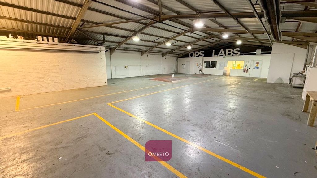 Property photo 2 of 14 Warehouse For Rent