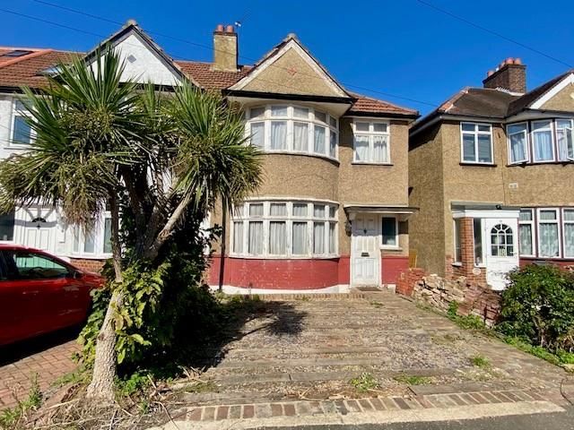 Property photo 1 of 13 17 Sidmouth Avenue Exterior 3.Jpg