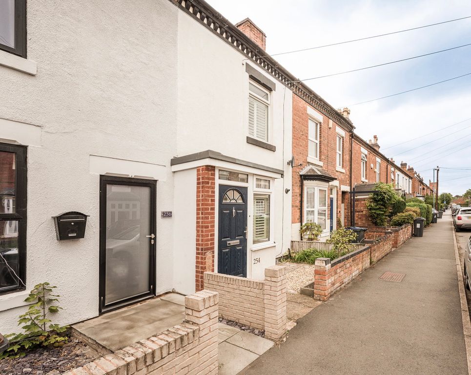 Property photo 1 of 34