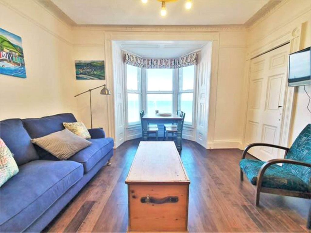 Property photo 3 of 7 Picture No. 04