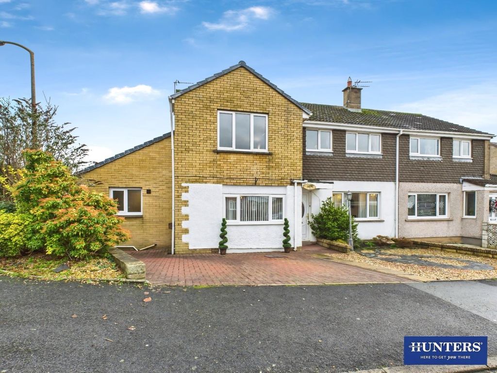 Property photo 1 of 28 Frontage