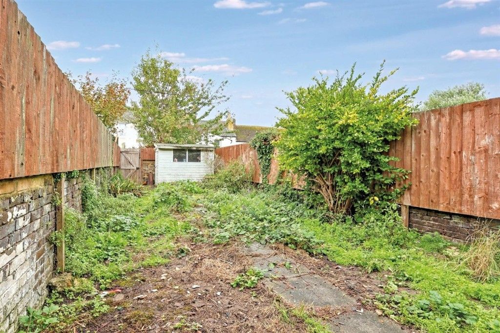 Property photo 2 of 13