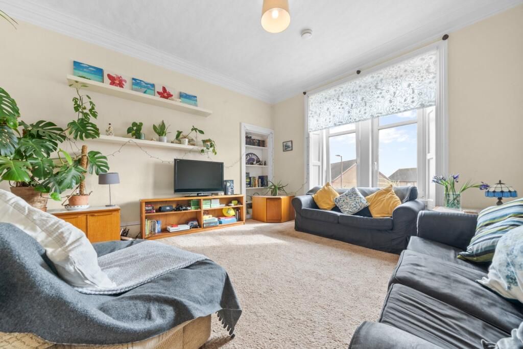 Property photo 2 of 30