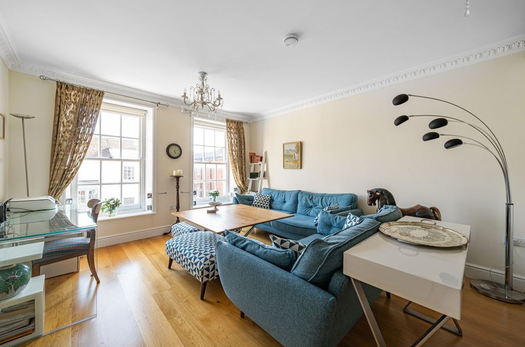 Property photo 3 of 12 990412 (2).Jpg