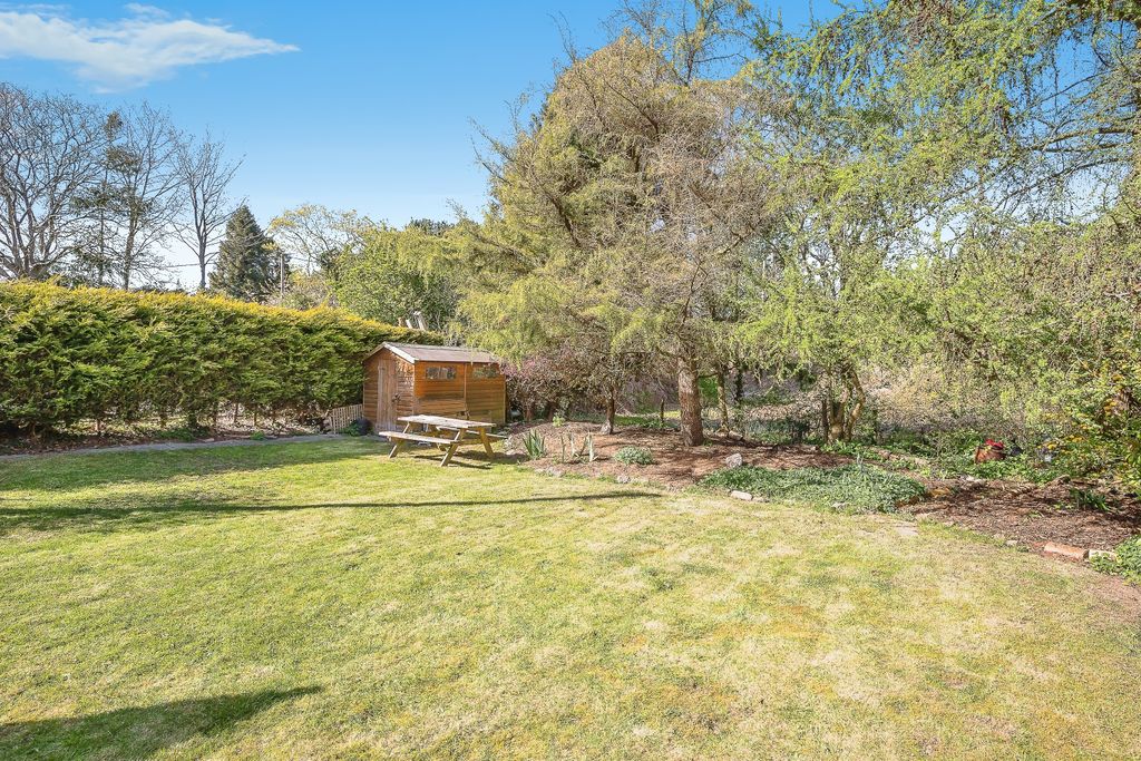 Property photo 3 of 32 Img_4968