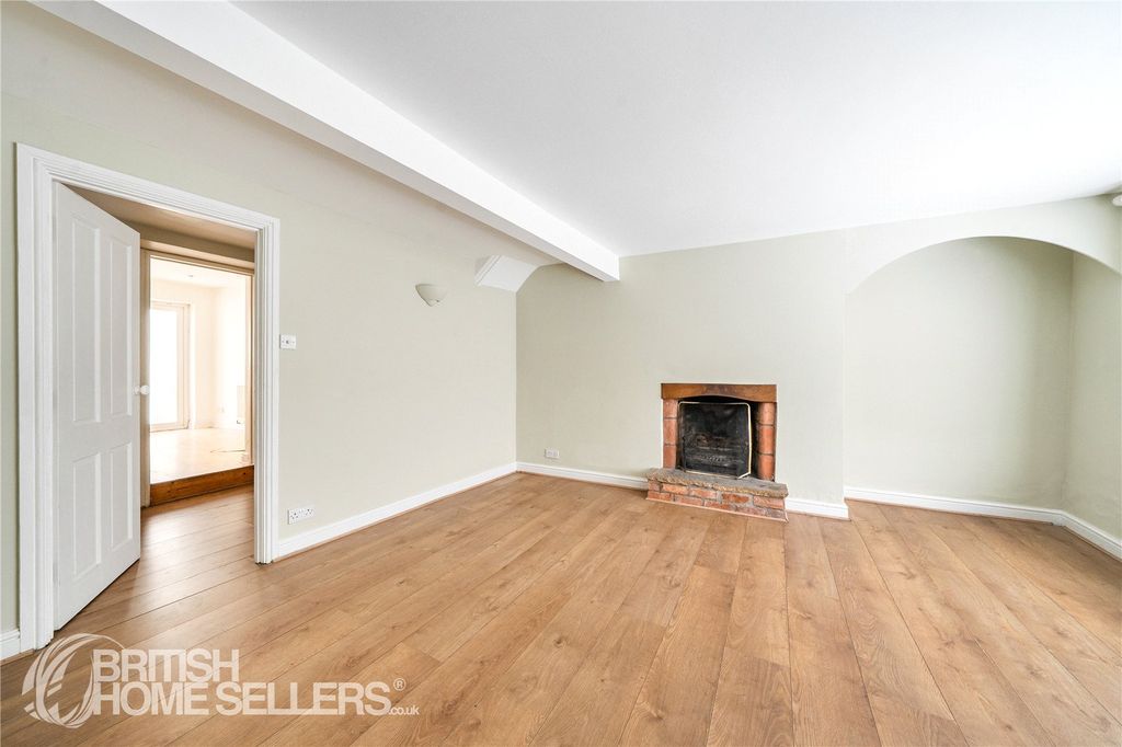 Property photo 2 of 17 Picture No. 07
