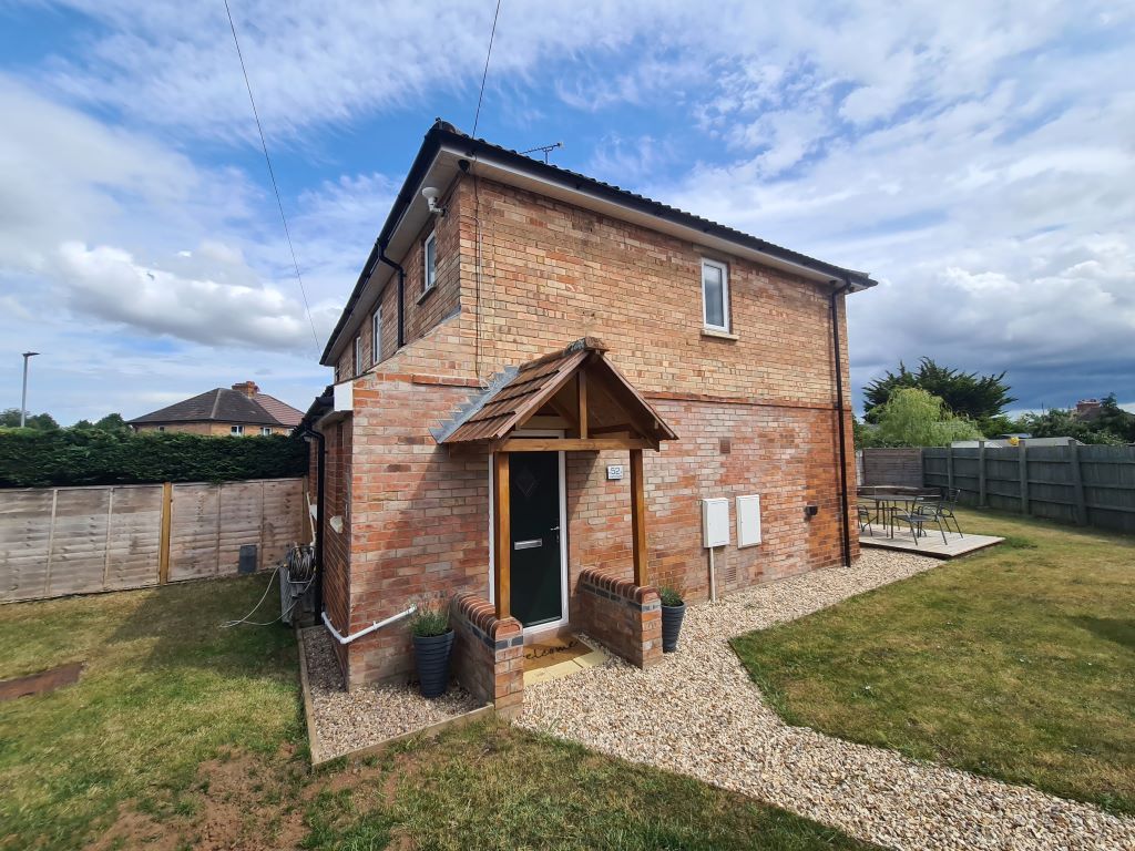 Property photo 2 of 18