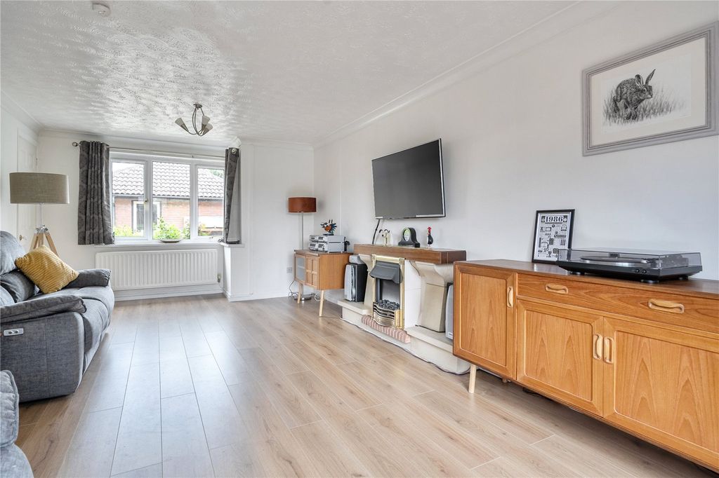 Property photo 3 of 18 Picture 3