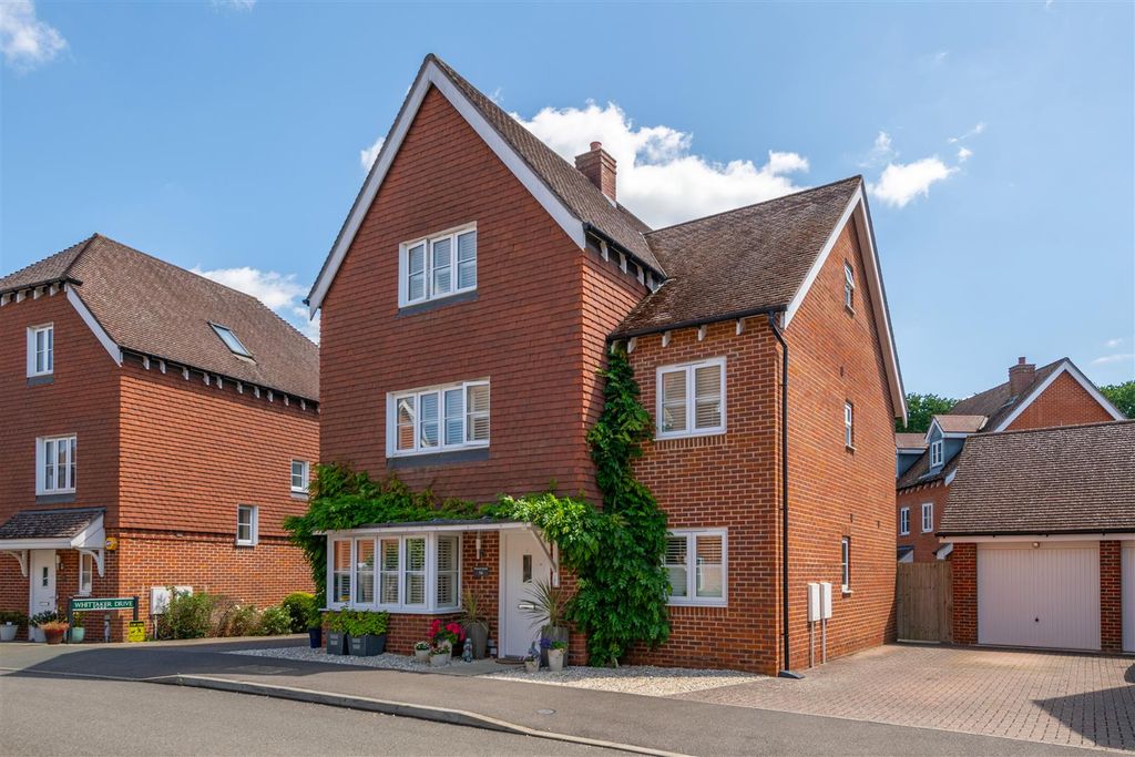 Property photo 1 of 20 74 Whittaker Externals-6.Jpg