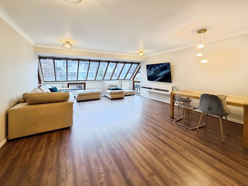 Property photo 2 of 14 Photo 5