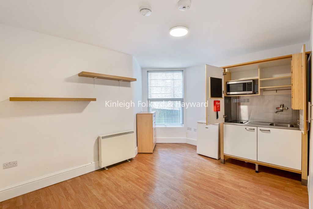 Property photo 1 of 5 Kitchen