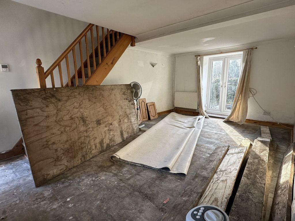 Property photo 2 of 14 Not Specified