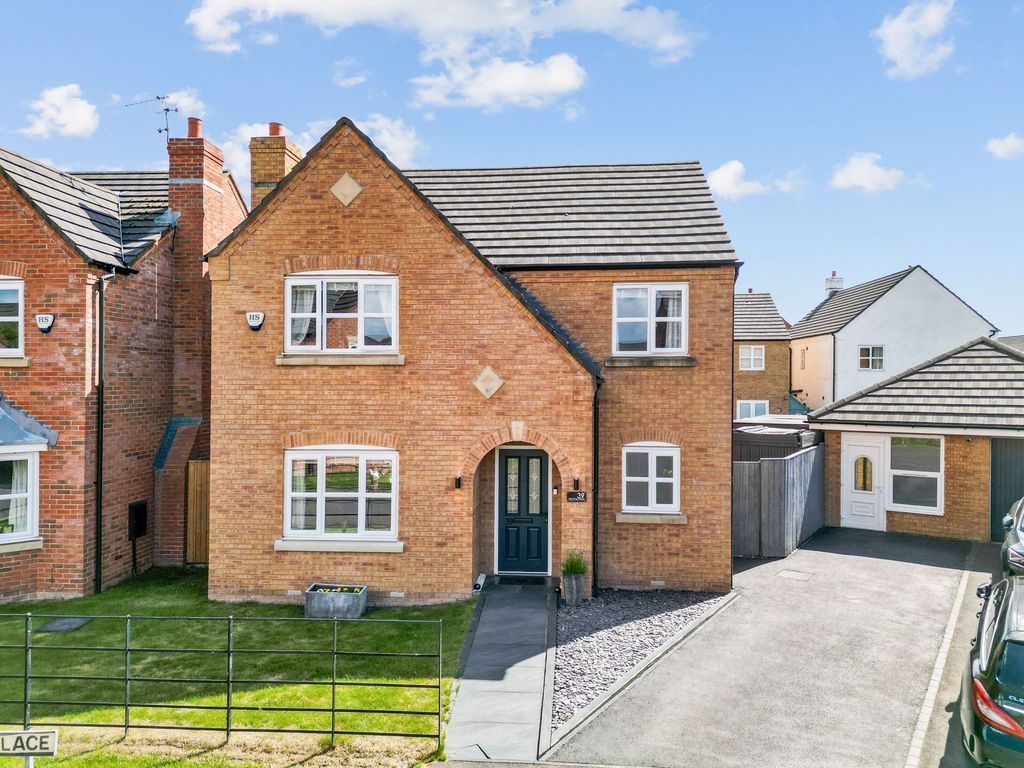 Property photo 1 of 31