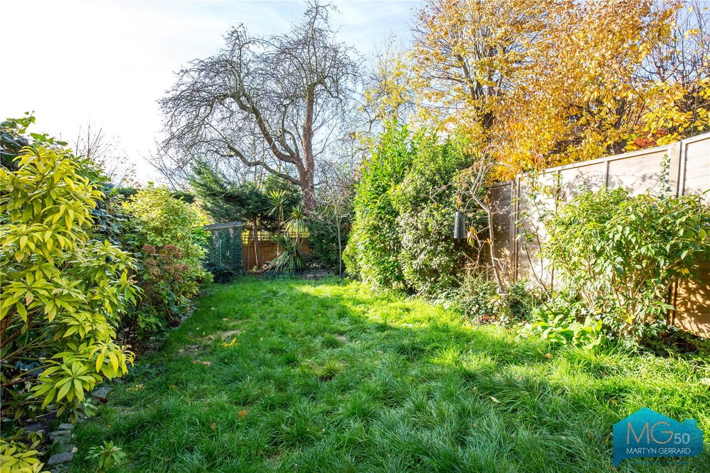 Property photo 3 of 7 Picture No. 14