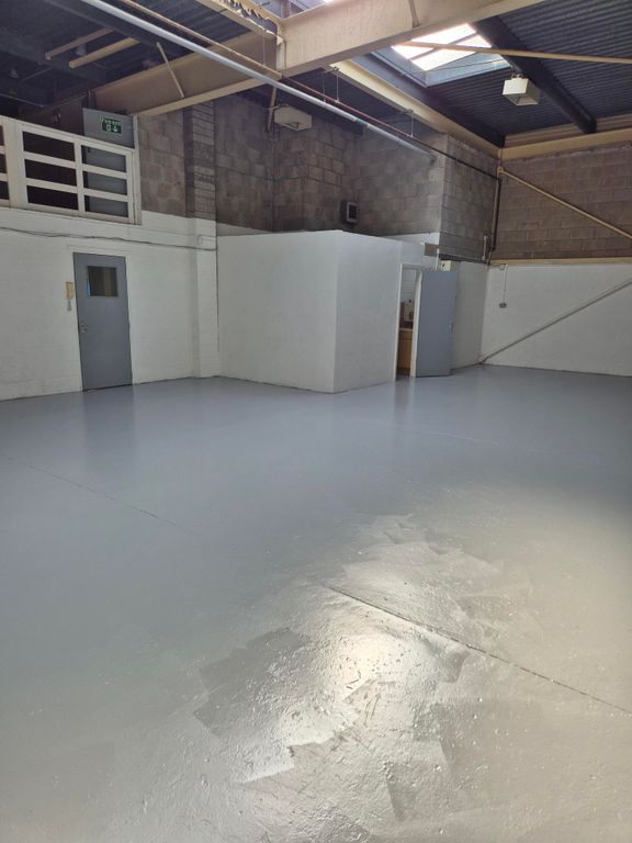 Property photo 3 of 4 Warehouse Space 