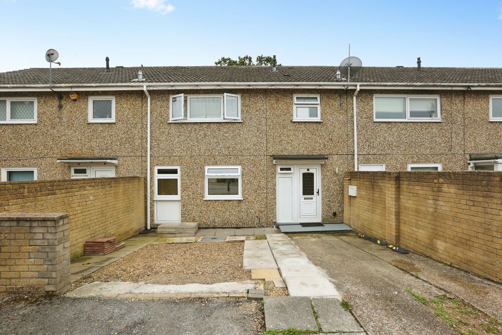 Property photo 2 of 20