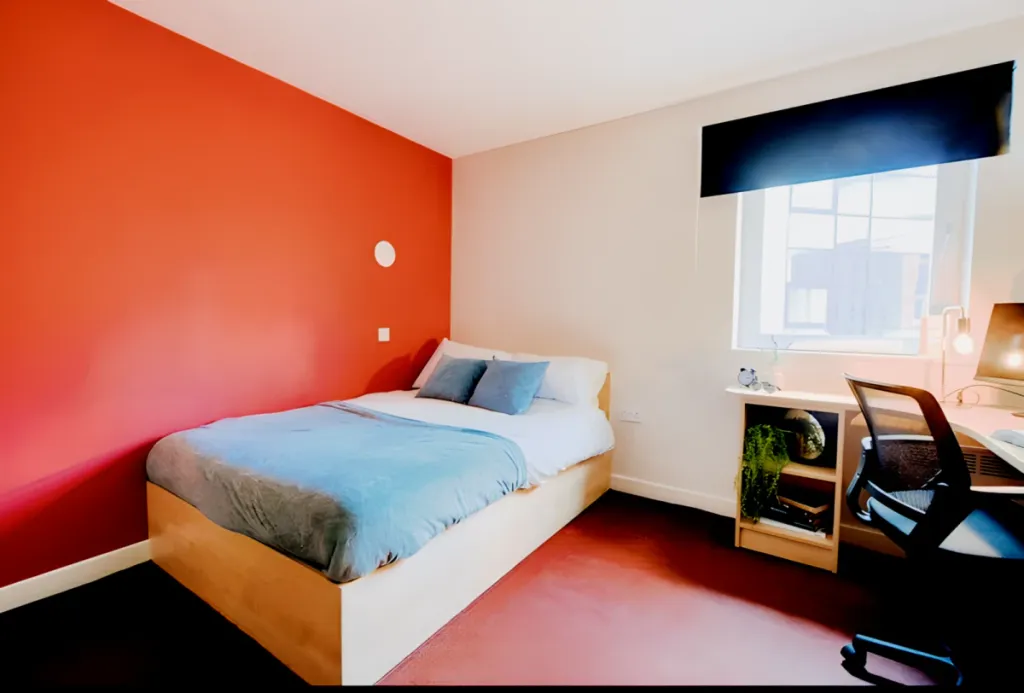 Property photo 1 of 48