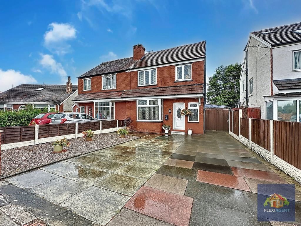 Property photo 1 of 17 4380901