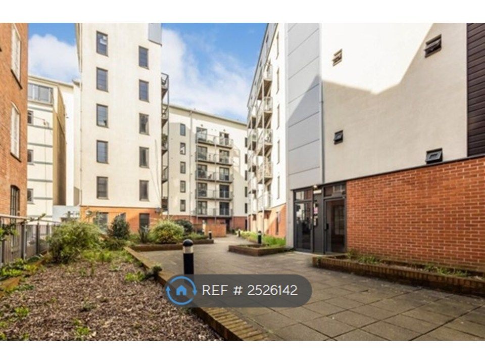 Property photo 1 of 8 Ground Floor Flat