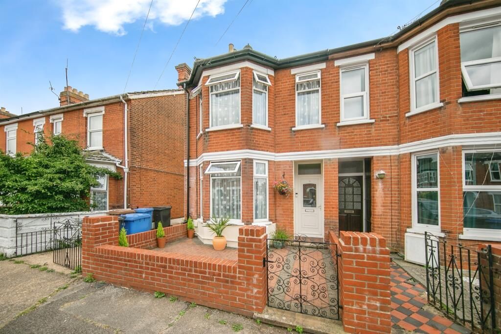 Property photo 1 of 16