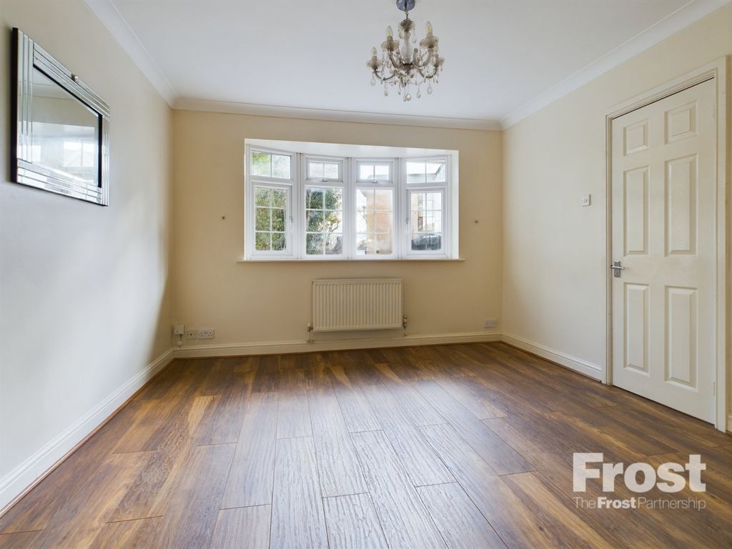 Property photo 3 of 14 Picture No. 11
